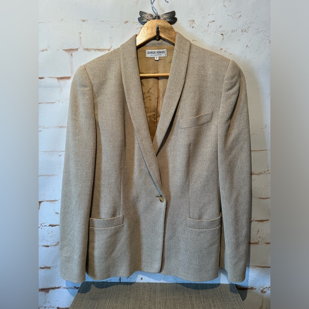 LADIES VINTAGE BLAZER BY ARMANI